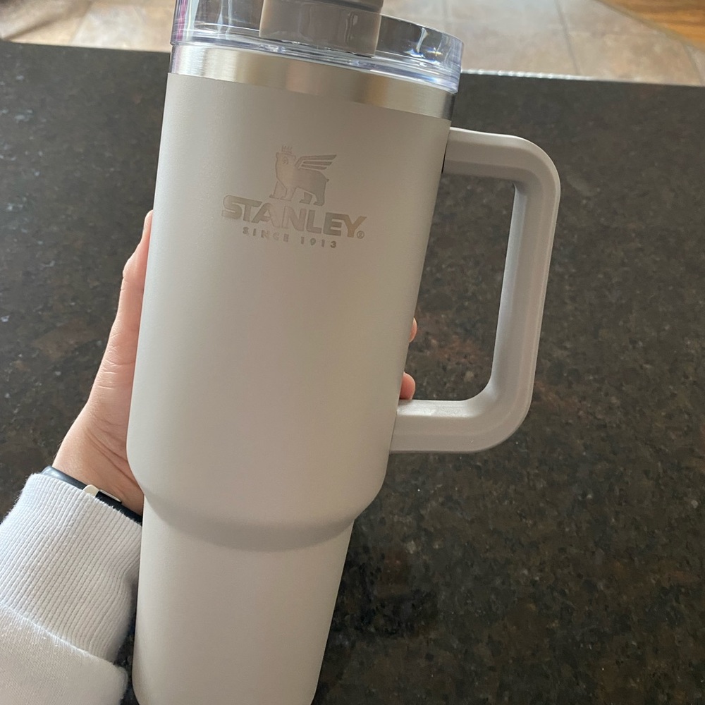 COPY - NEW Stanley. Available in color ASH, NECTAR & CREAM